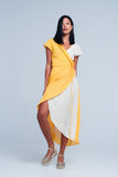 Q2 Vestido cross midi amarelo com estampa de bolinhas
