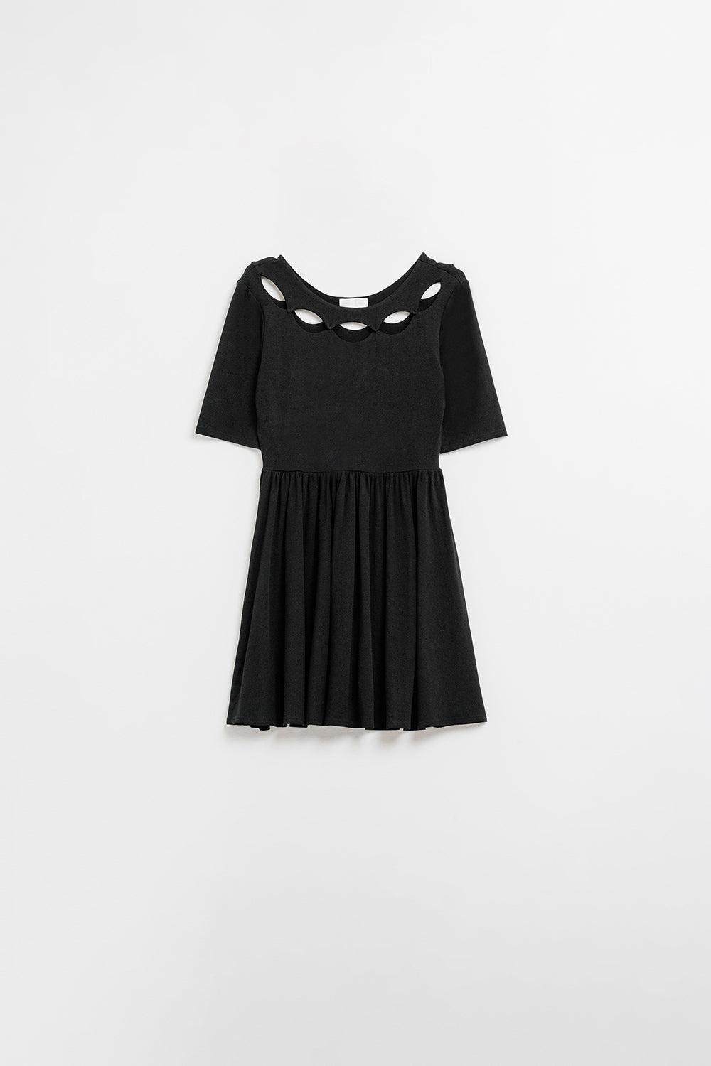 Q2 vestido curto de veludo preto