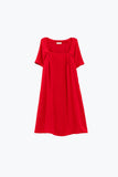 Vestido curto descontraído com decote quadrado e mangas curtas em vermelho