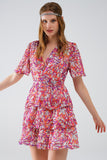 Vestido curto multicolorido com estampado floral e design com pregas