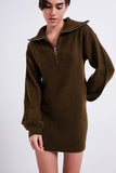 Vestido curto verde escuro estilo jersey