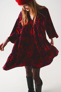 Q2 Vestido curto vermelho de babydoll com rufos escalonados e estampado animal