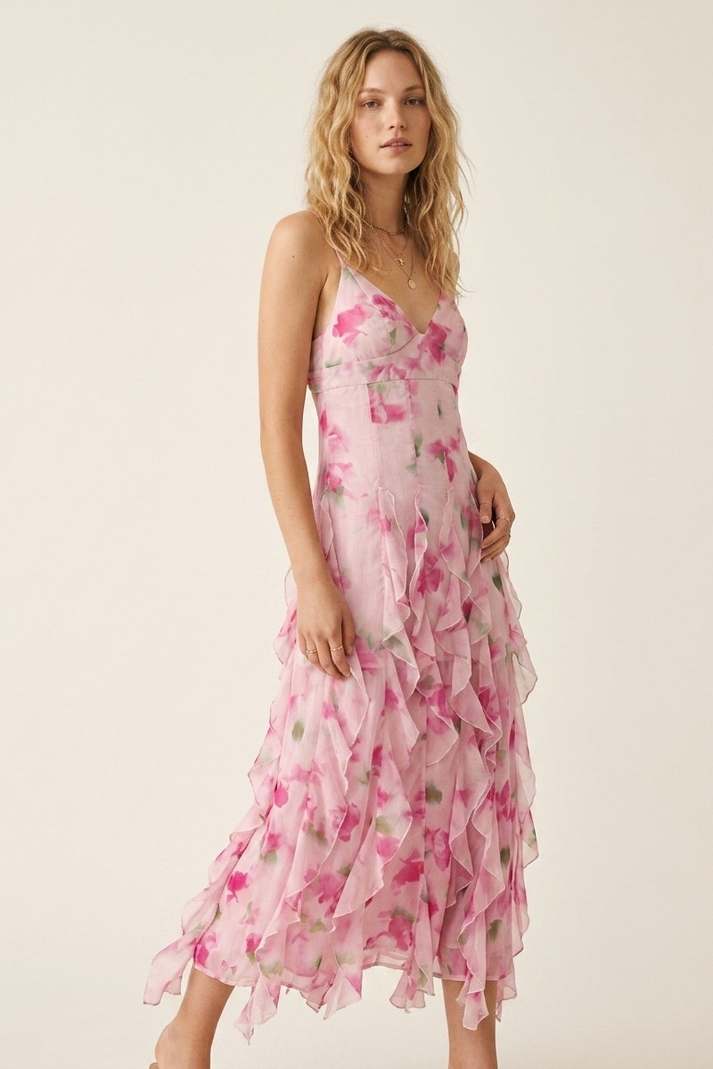 Q2 Vestido de Baile Maxi Floral Branco e Rosa com Babados