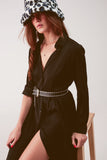 Vestido de camisa comprida preto com um ajuste solto