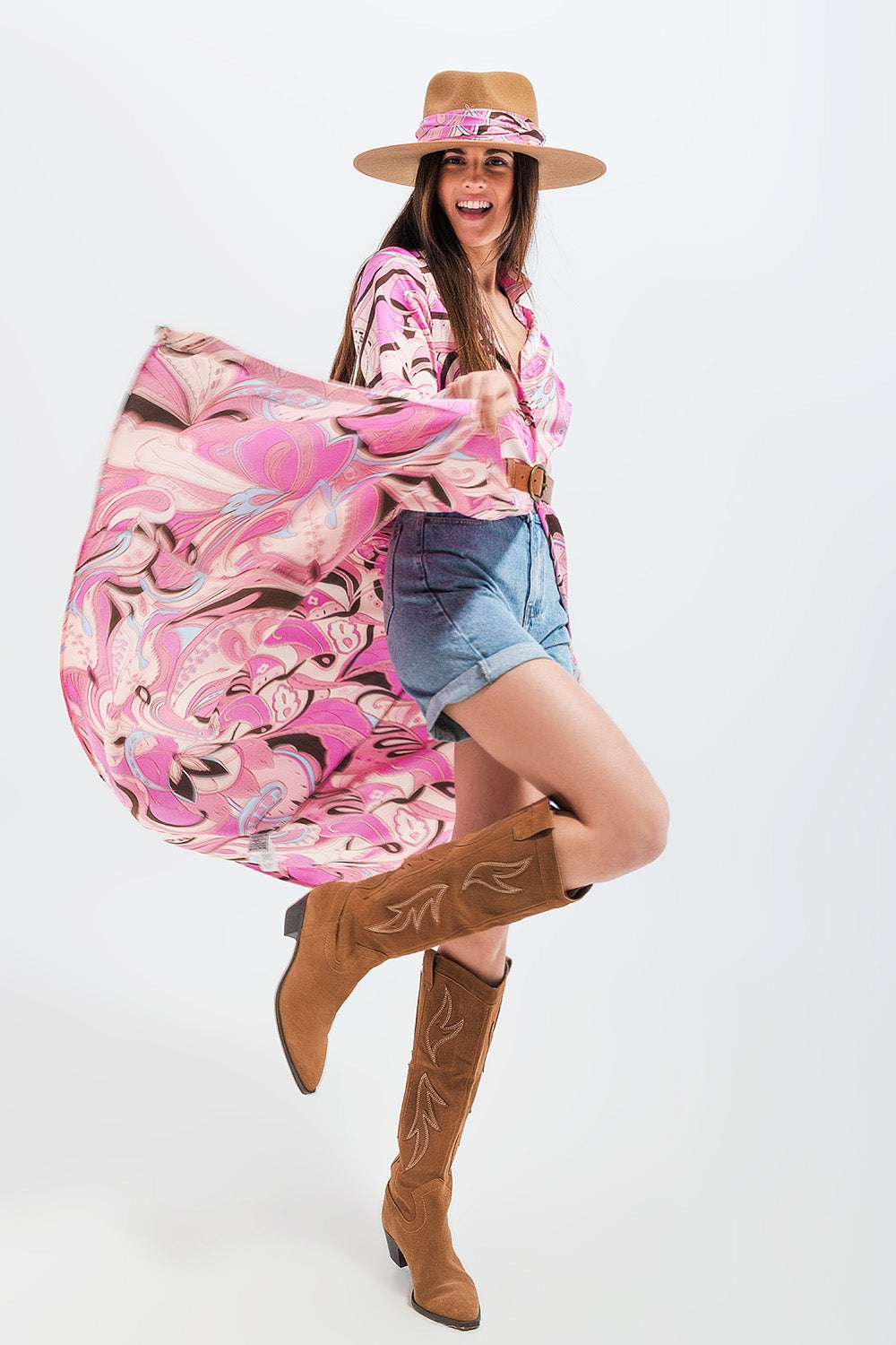 Q2 Vestido de camisa em rosa com estampado abstracto