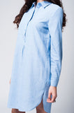 Vestido de camisa listrada azul com botões