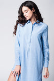 Q2 Vestido de camisa listrada azul com botões