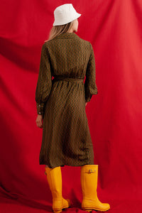 Vestido de camisa quadriculada de comprimento médio