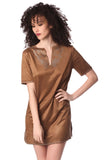 Q2 Vestido de camurça bege com 3/4 mangas e detalhes decorativos