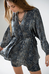 vestido de chiffon com estampado de leopardo cinzento