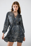 vestido de chiffon com estampado de leopardo cinzento
