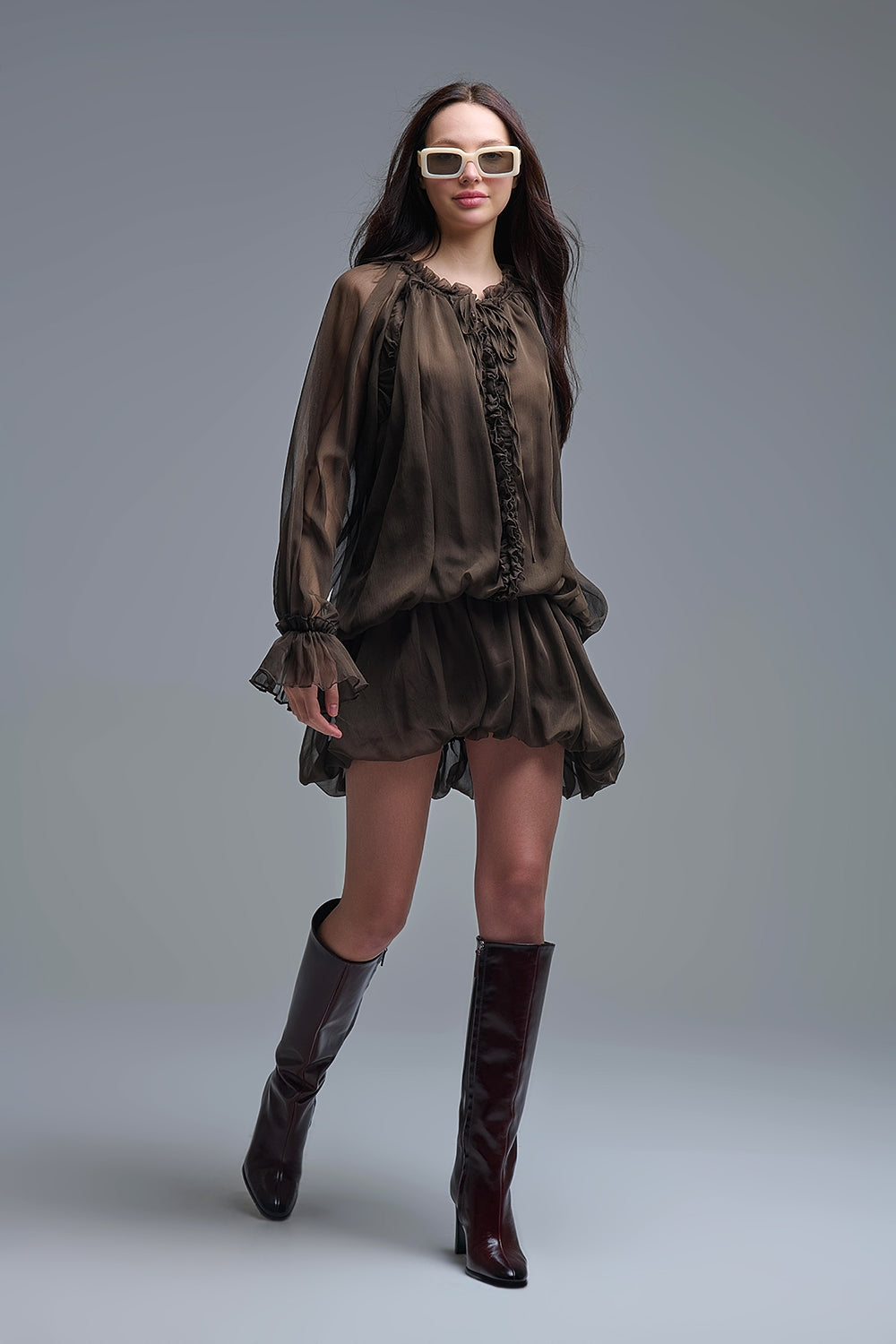 Q2 Vestido de cintura descaída em chiffon romântico castanho