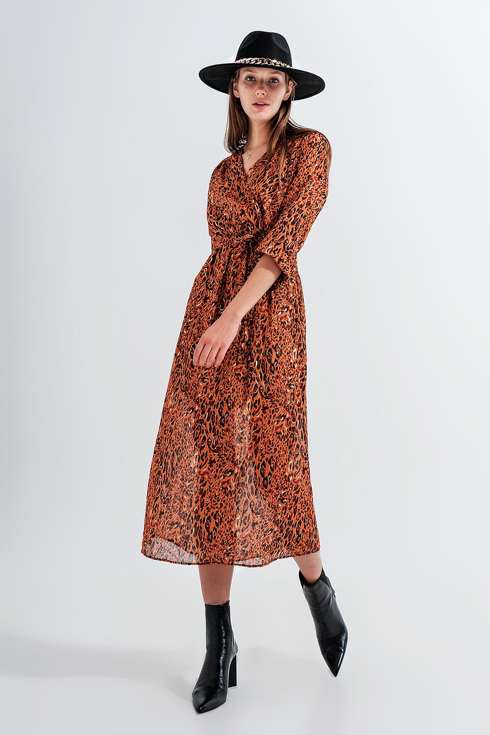 Vestido de envolvimento com estampagem animal