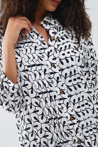 Vestido de gola polo de manga comprida com estampado abstrato