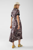 Vestido maxi com botões e pormenor em cetim com estampado de leopardo
