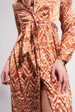 Vestido Maxi com estampa animal abstracta cor de laranja