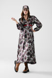 Q2 vestido maxi com estampado de flores de efeito metálico