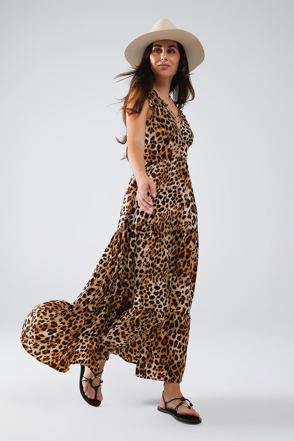 Vestido maxi de cintura subida com estampado leopardo