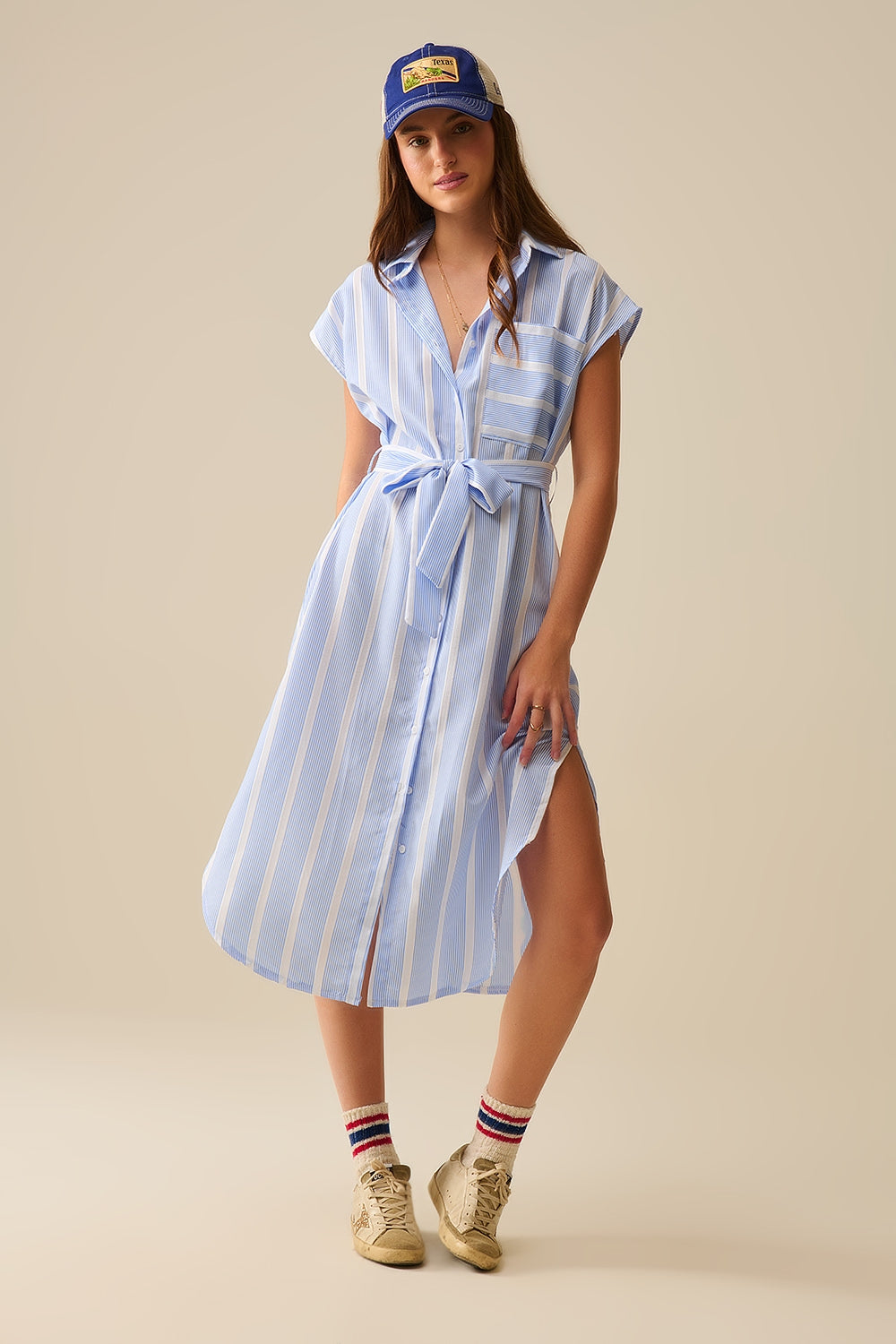 Q2 Vestido maxi sem mangas às riscas azuis e brancas