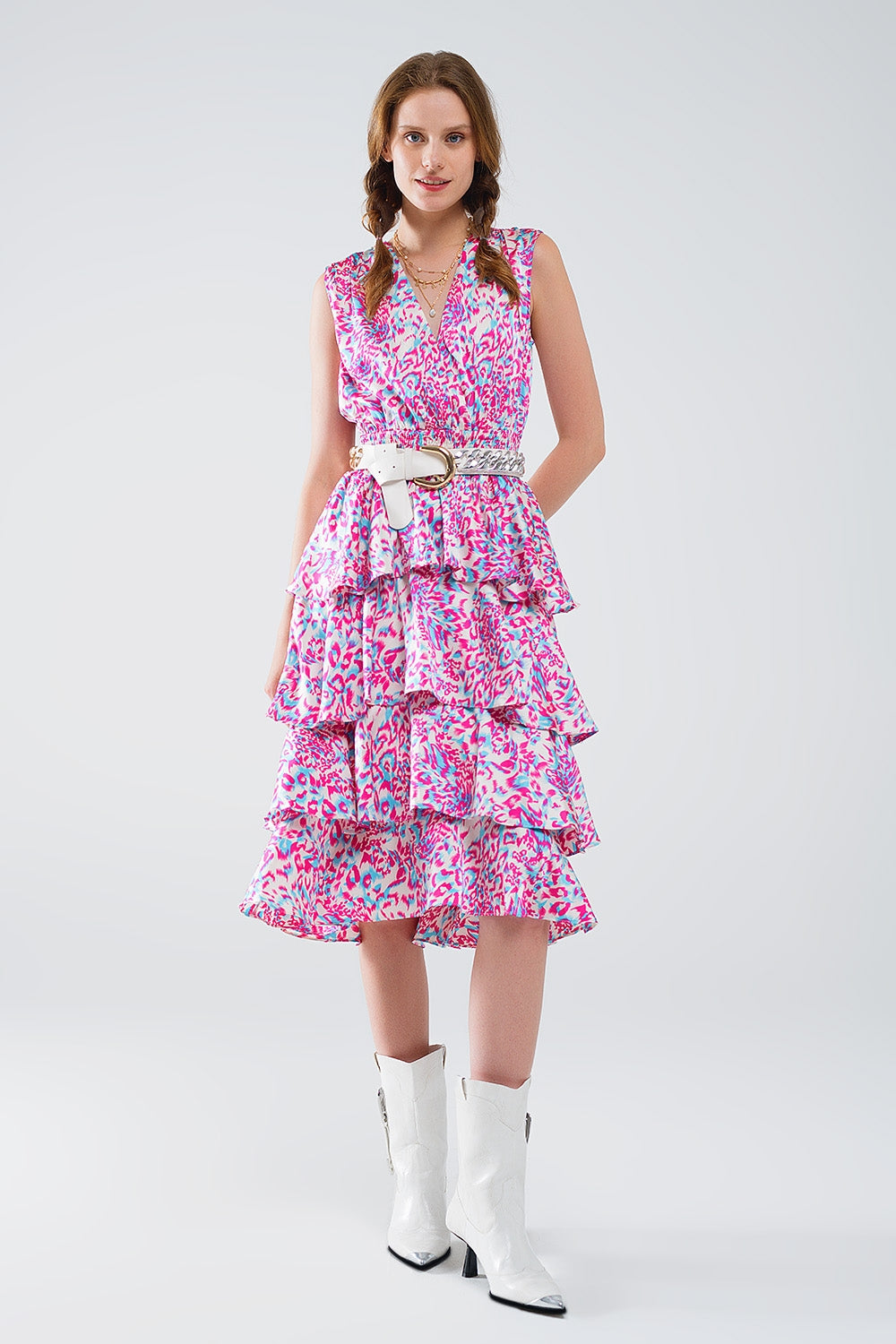 Q2 Vestido midi branco com rufos e estampado animal multicolorido