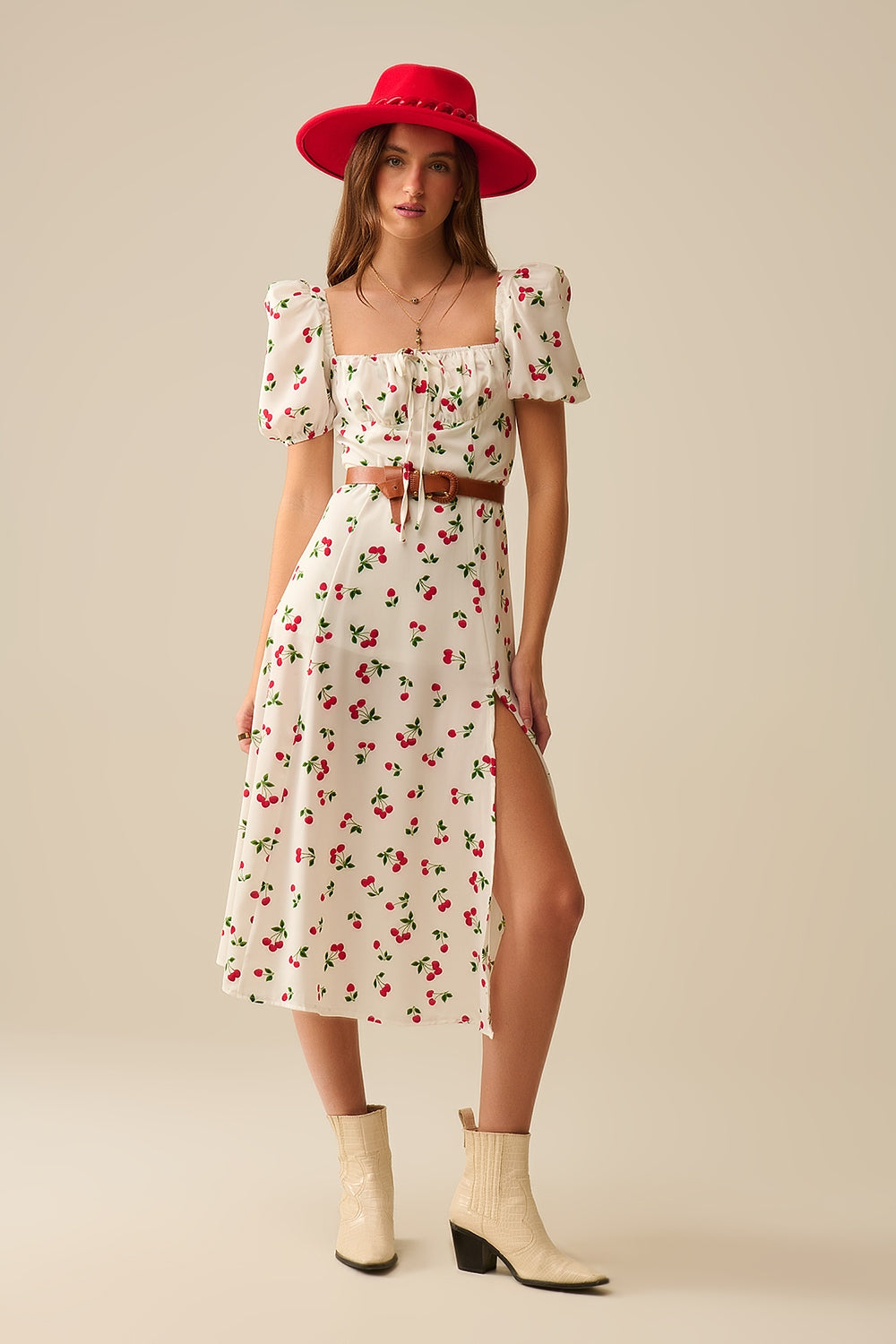 Q2 Vestido midi com estampado de cerejas e mangas bufantes