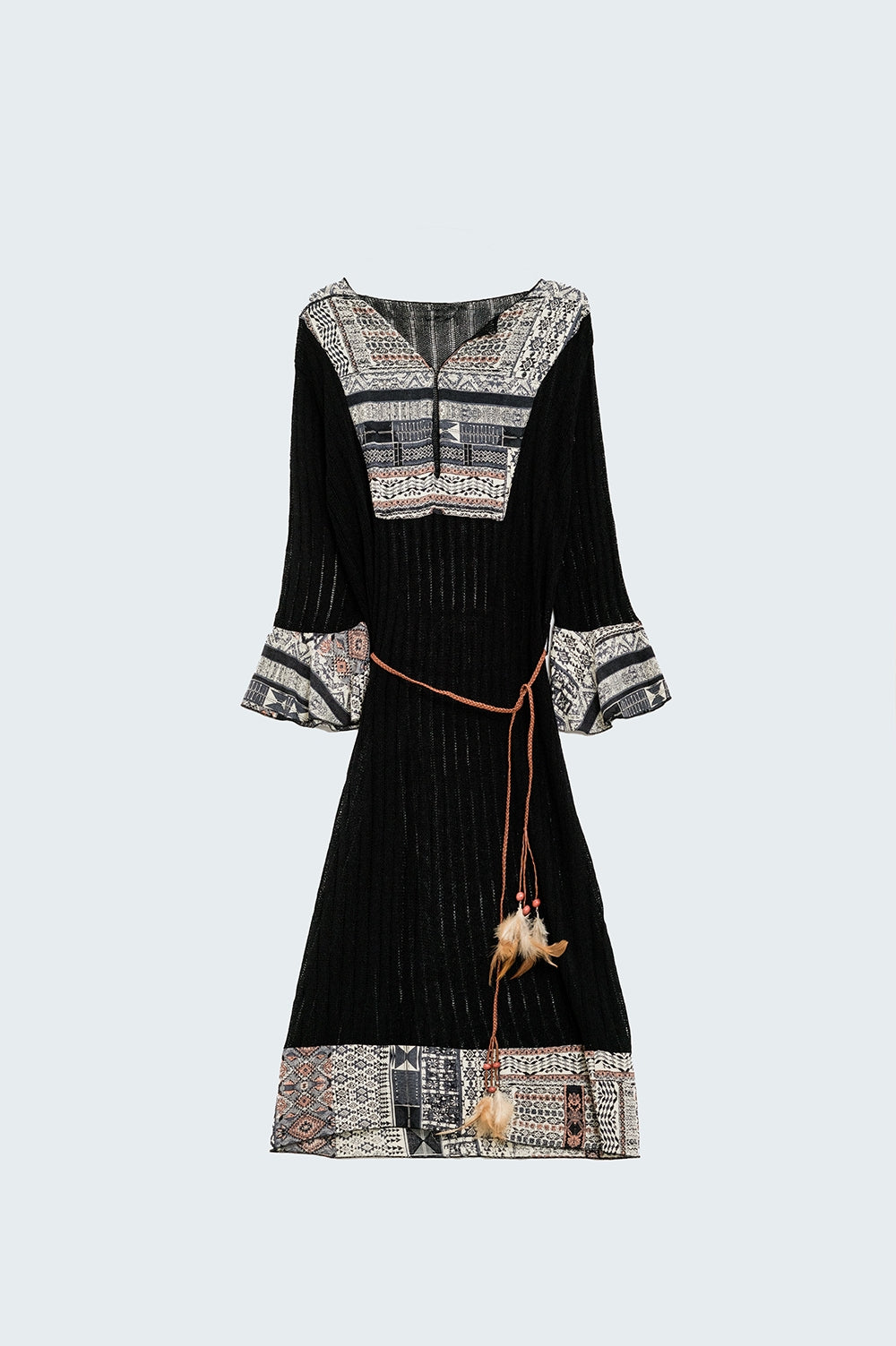 Q2 Vestido Midi de Rib com Detalhes de Estampa Tribal e Cinto