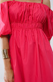 Vestido midi fuchsia com mangas curtas e alças