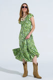Vestido midi romântico com mangas curtas e folhos em estampado de folhas verdes