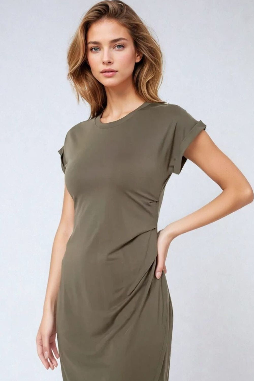 Q2 Vestido tencel elástico cáqui sem mangas