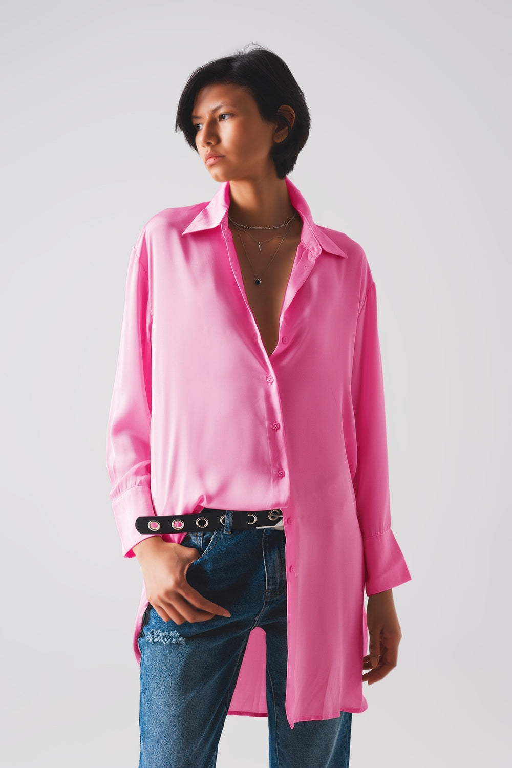 Q2 Camisa de botão de manga comprida de cetim rosa