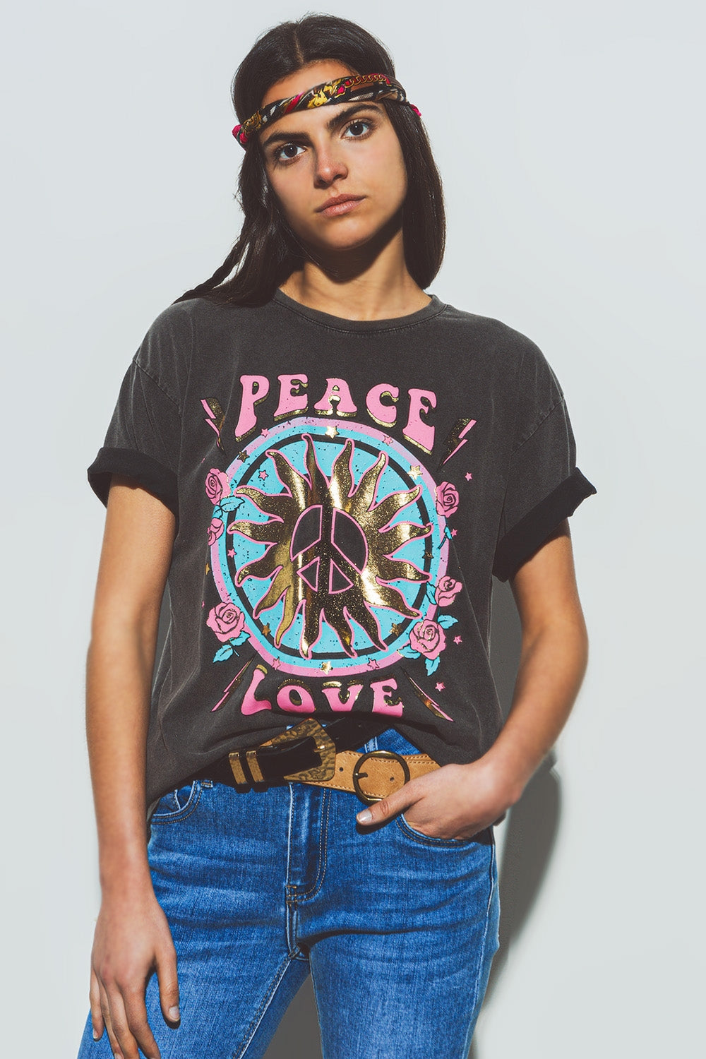 T-SHIRT com impressão Peace and Love frontal em cinzento