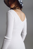 Vestido justo de malha midi em branco com decote em V